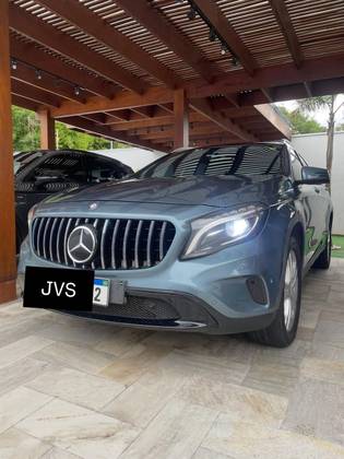 MERCEDES-BENZ GLA 200 1.6 CGI VISION 16V TURBO FLEX 4P AUTOMÁTICO